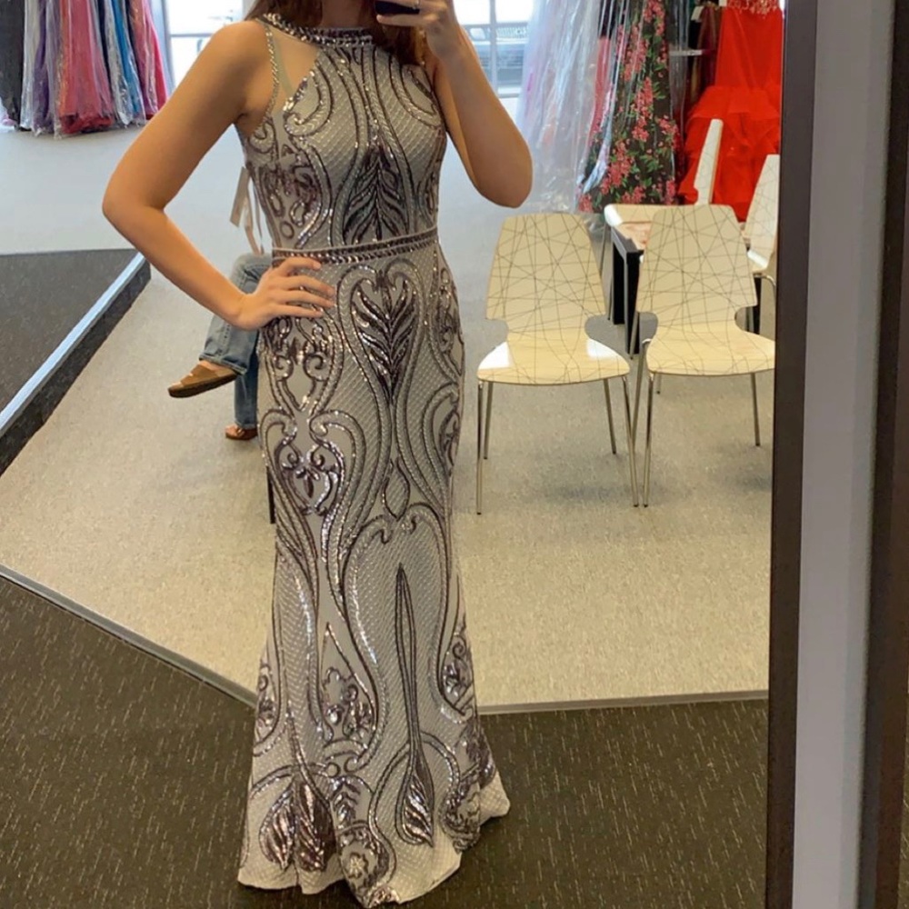 Prom dress